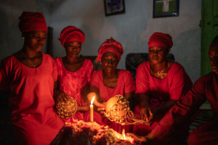 Regula Tschumi Photography album: African Traditional Churches - Regula_Tschumi-0157.jpg