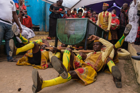 Regula Tschumi Photography album: <strong>The Ghana Coffin Dancers<span class="ql-cursor">﻿</span></strong> - Regula_Tschumi-0461.jpg