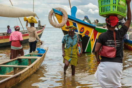 Regula Tschumi Photography album: Around the Lake Volta - Regula_Tschumi-0138.jpg