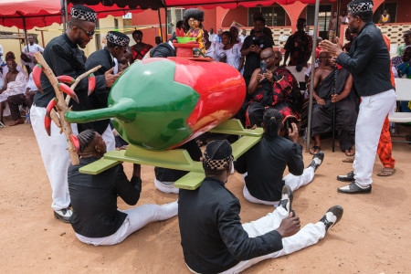 Regula Tschumi Photography album: <strong>The Ghana Coffin Dancers<span class="ql-cursor">﻿</span></strong> - Regula_Tschumi-3856.jpg