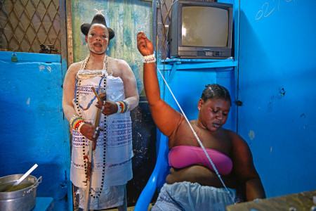 Regula Tschumi Photography album: Religious Cult Groups - Regula_Tschumi-8922.jpg