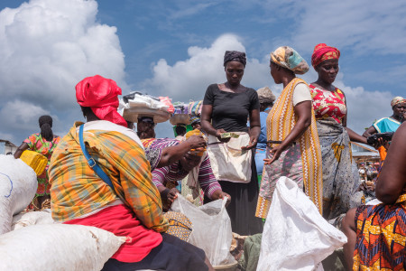 Regula Tschumi Photography album: Around the Lake Volta - Regula_Tschumi-5360.jpg