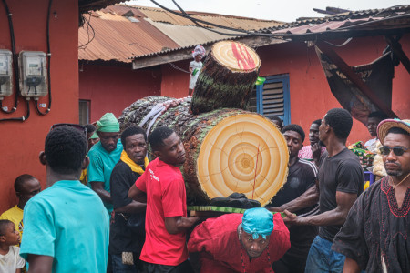 Regula Tschumi Photography album: Figurative Coffins and Funerals - Regula_Tschumi-4924.jpg